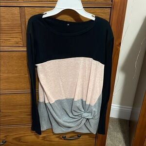 Women's Black, Pink, and Gray Top